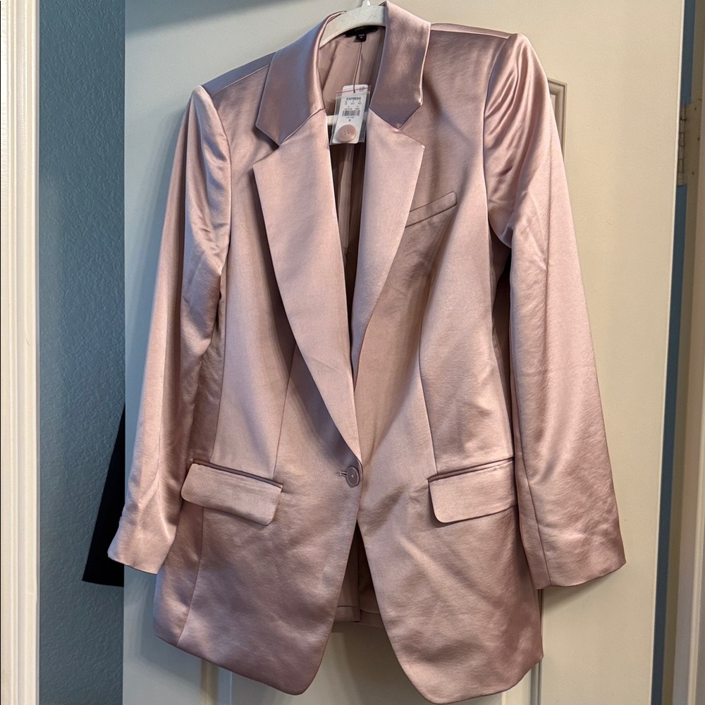 NWT Express Elegant Pink Satin Women's Blazer Adjustable Waist medium